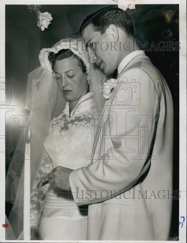 Press Photo Wedding Of Mitzi Poller And Ralph Weingarden - RSL62223 - Historic Images