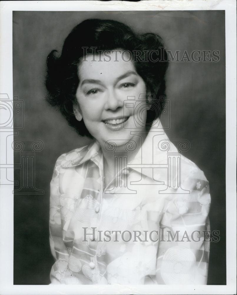 1973 Press Photo Rosalind Russell host of &quot;Women of The Year 1973&quot; - RSL61377 - Historic Images