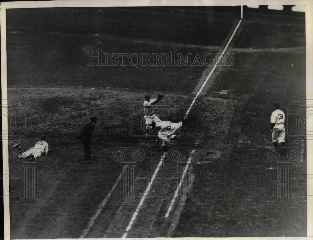 1934 Press Photo Giants Philies opener Jackson - nea06728 - Historic Images