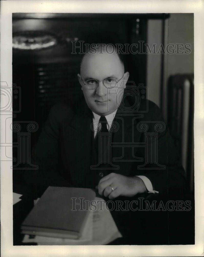 1937 Press Photo Dr.C.V. Thomas, President of Fenn, - nea07253 - Historic Images