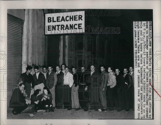 1949 Press Photo New York Wait outside before Red Sox-Yankees game - nea01882 - Historic Images