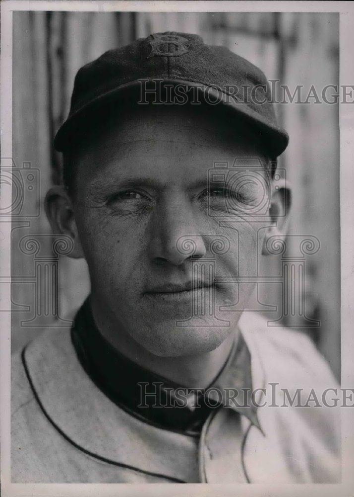 Press Photo Fred Ostermueller,Pitcher of Boston Red Sox during Spring training. - Historic Images