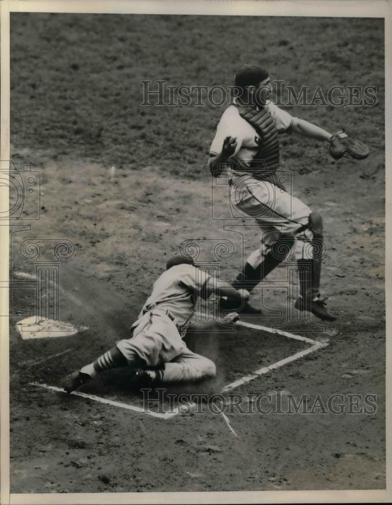 1940 Press Photo Giants Vs. St. Louis at Polo Grounds J. Martin - nea12291 - Historic Images