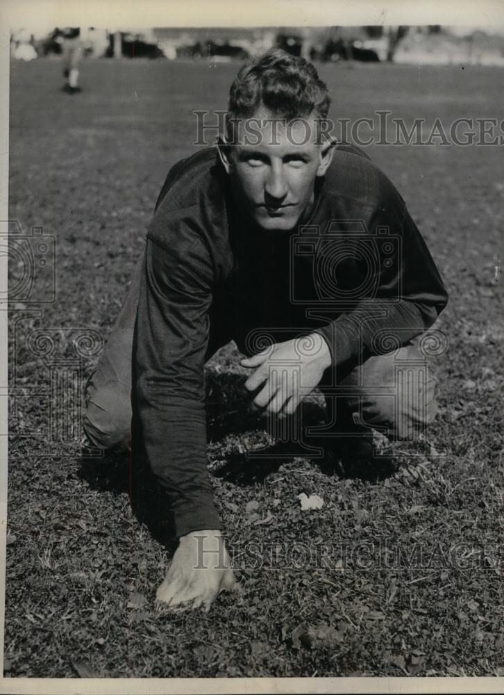 Lawrence Smith reporting for practice with the NAVY squad.1931 Press Photo - Historic Images