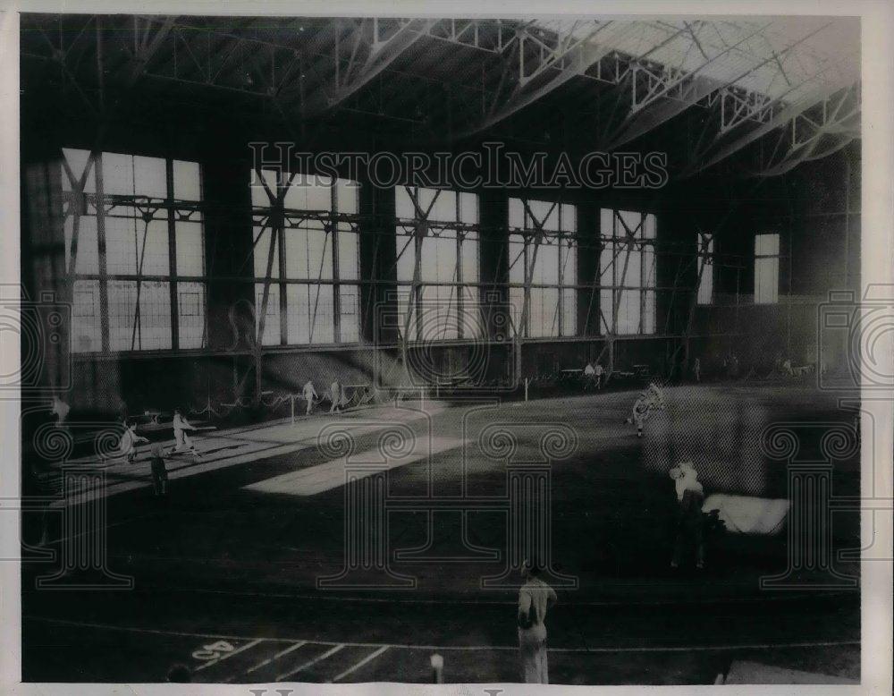 1939 Press Photo Yale baseball squad at practice in indoor arena - nea09459 - Historic Images