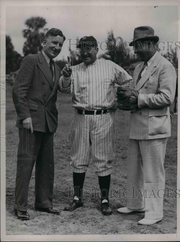1936 Press Photo Joe McCarthy, Art King, Harry Grayner - nea09824 - Historic Images