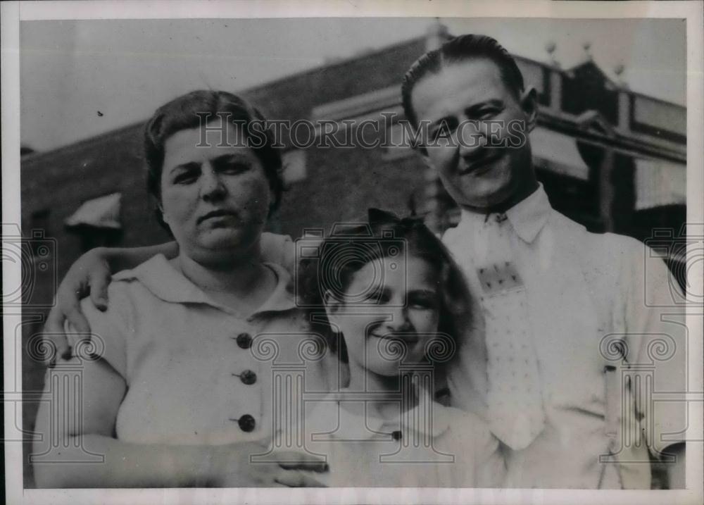 1939 Press Photo Mr &amp; Mrs Benjamin Jender and Daughter Florence Murder/Suicide - Historic Images