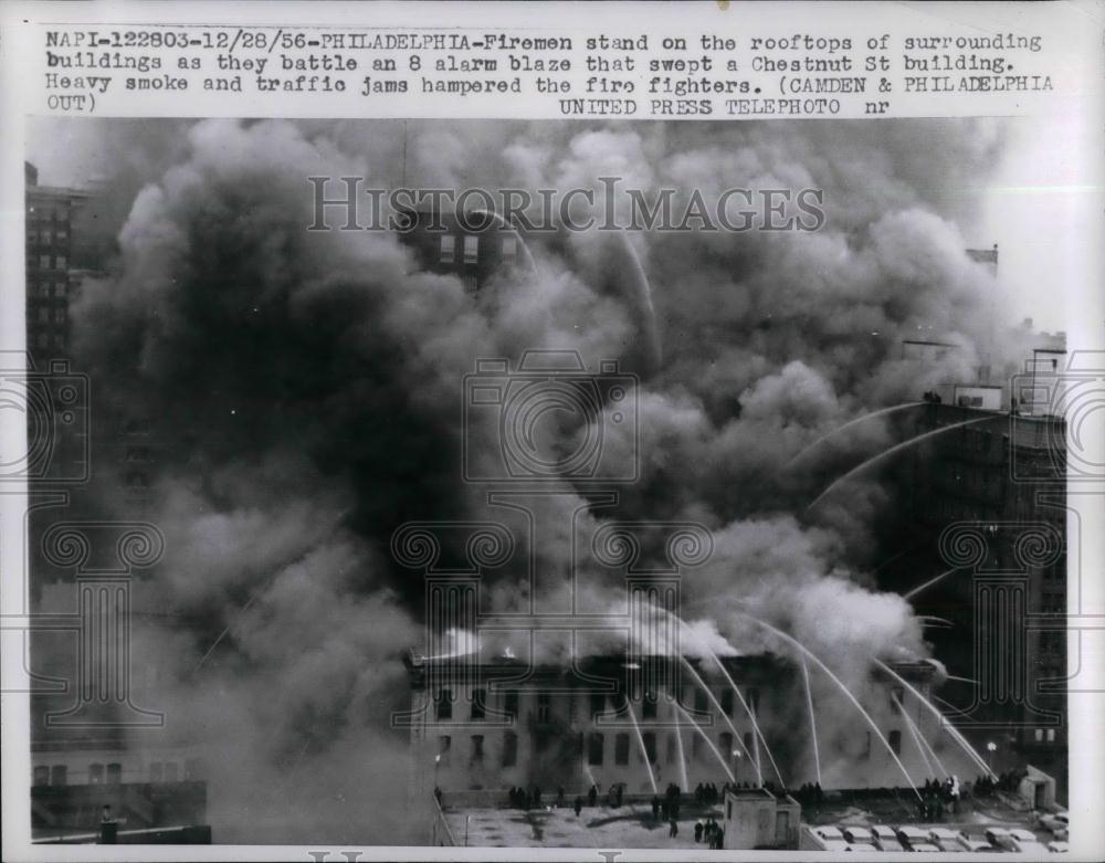 1956 Press Photo Firemen Stand On Rooftops Battling Fires In Philadelphia - Historic Images