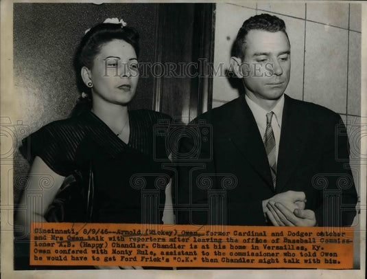 1946 Press Photo Former Cardinal & Dodger Arnold Mickey Owen - nea16260 - Historic Images