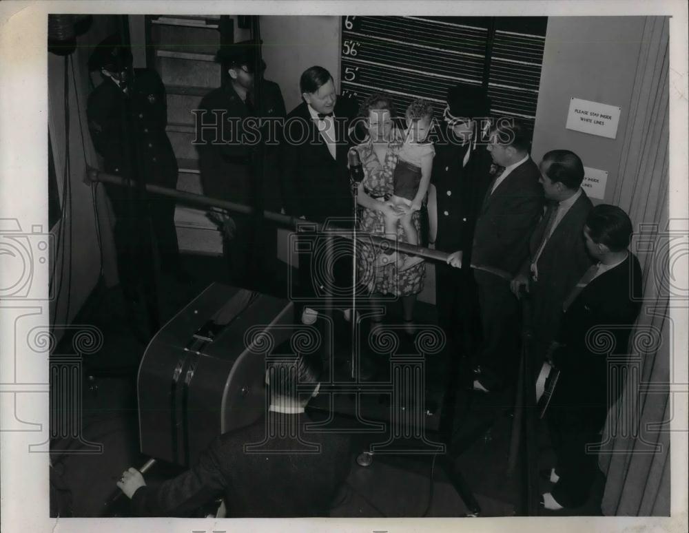 1939 Press Photo Chief J. Hanlon, Lieut. J. Tooey, W. Jackson, Jr., T. Burns - Historic Images