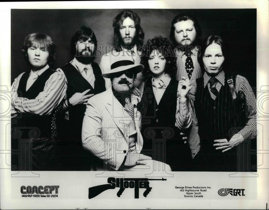 1976 Press Photo Musicians Artist Entertainers Shooter - nea16081 - Historic Images