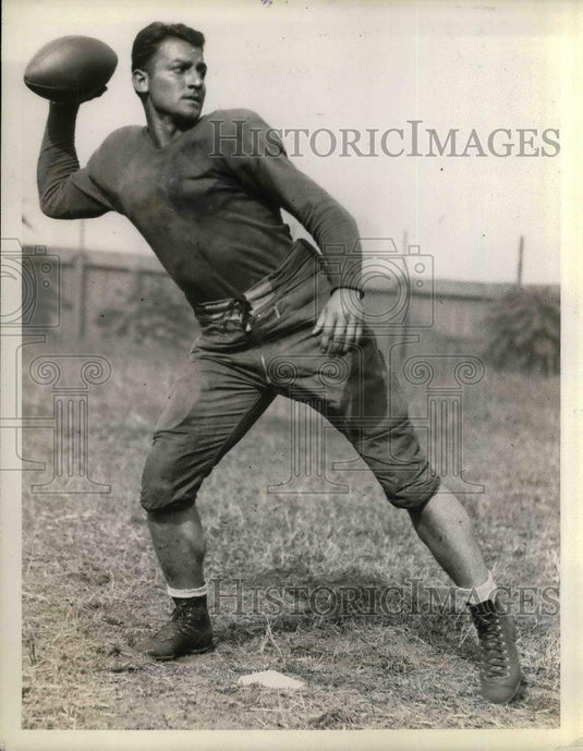 Press Photo Lou Terrone Q.B. Dukes - nea08937 - Historic Images