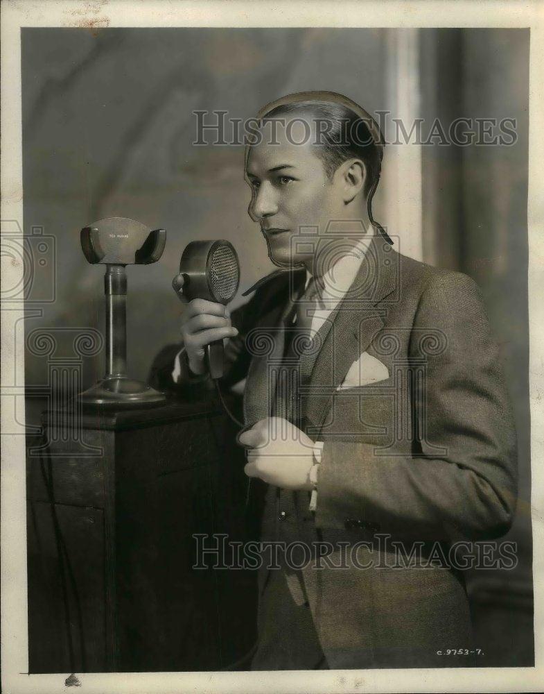 1931 Press Photo Ted Husing Columbia Broadcasting announcer, sportscaster. - Historic Images