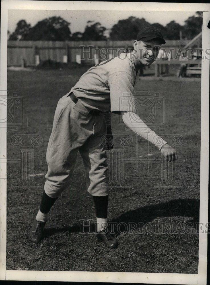 1934 Press Photo John Welch Pitcher Red Sox - nea08459 - Historic Images