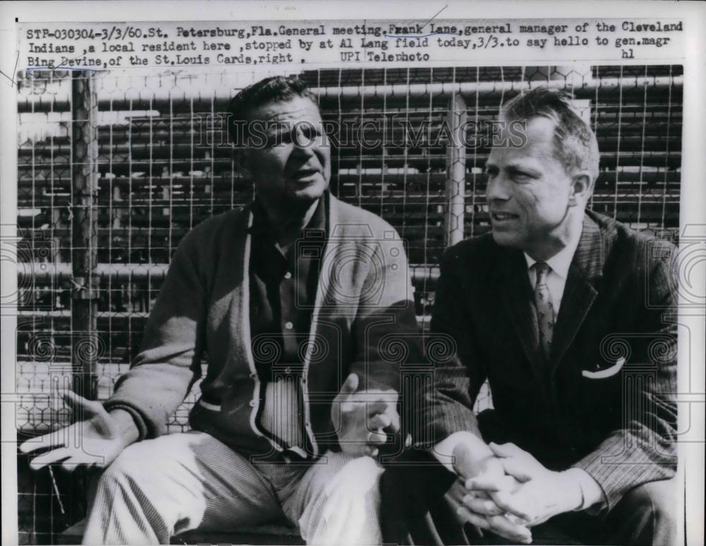 1960 Press Photo Indians General Manager Frank Lane Says Hello To Bing Devine - Historic Images