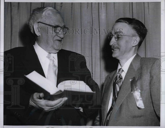 1956 Press Photo Rep. Usher L. Burdick & Former State Official Bryton Barron - Historic Images