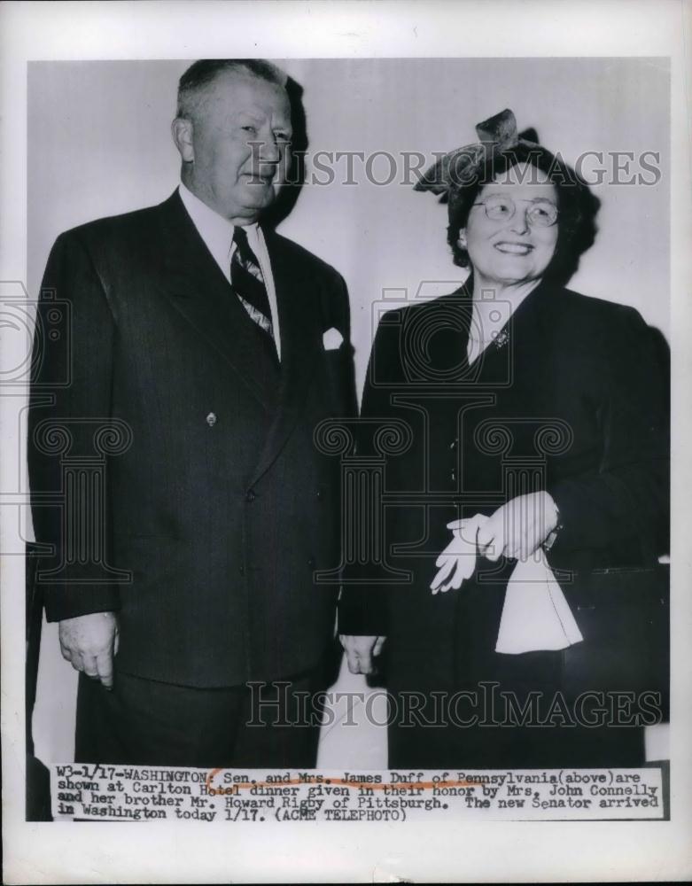 1951 Press Photo Sen. &amp; Mrs. James Duff at Carlton Hotel w/ Mrs. John Connelly &amp; - Historic Images