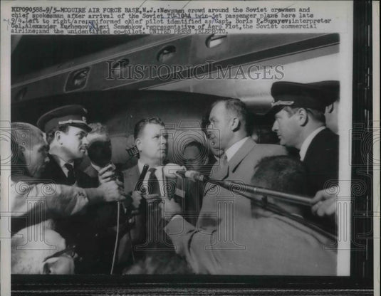 1957 Press Photo Soviet Plane TU184A Passenger Plane Landed at Air Force Base - Historic Images