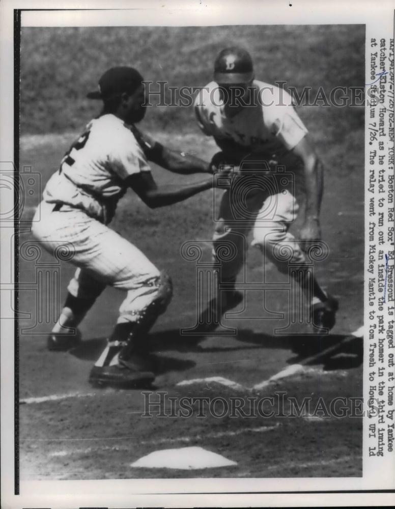 1962 Press Photo Ed Bressoud tagged out at home, Catcher Elston Howard makes tag - Historic Images