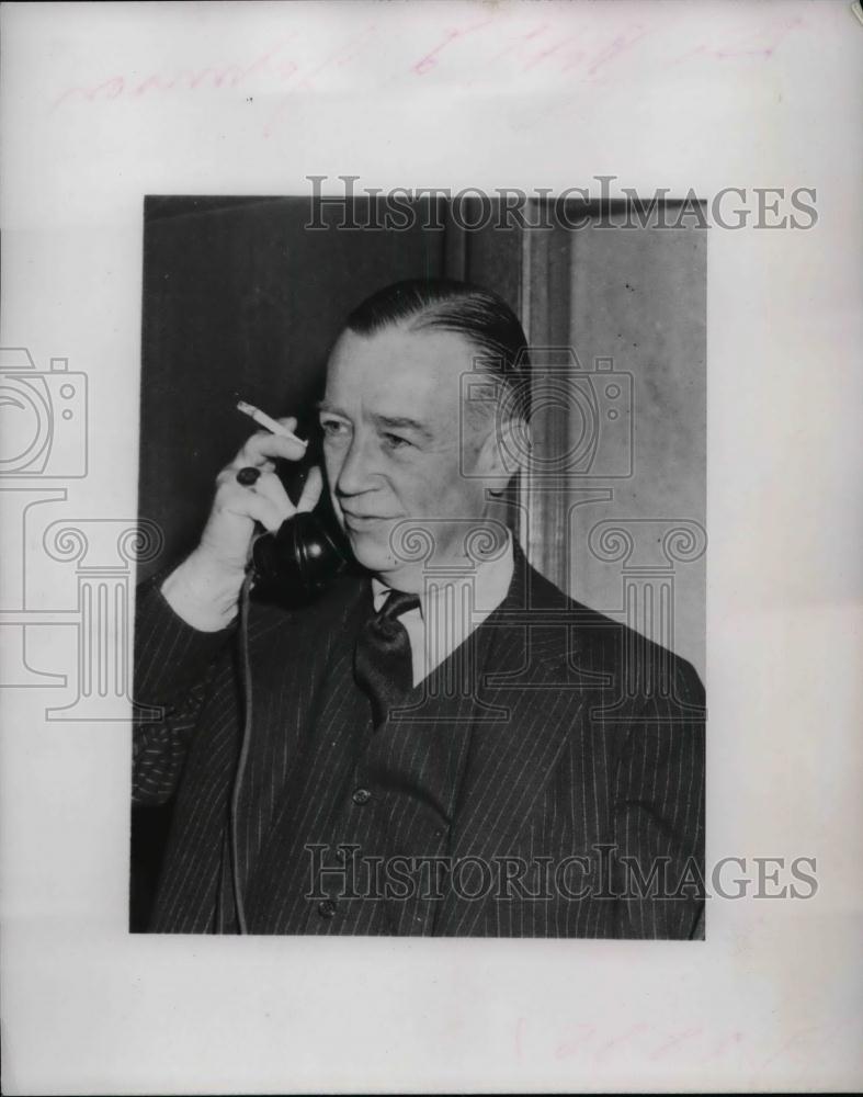 1953 Press Photo Dr. Robert L. Johnson Director Of US Information Services - Historic Images