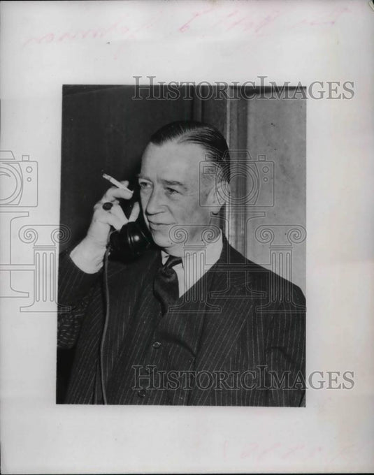 1953 Press Photo Dr. Robert L. Johnson Director Of US Information Services - Historic Images