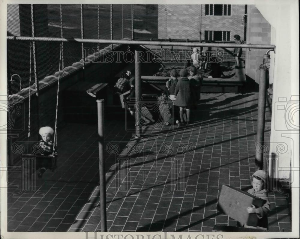 1935 Press Photo Members of the Nursery School at Carl Mackey House in Pa. - Historic Images