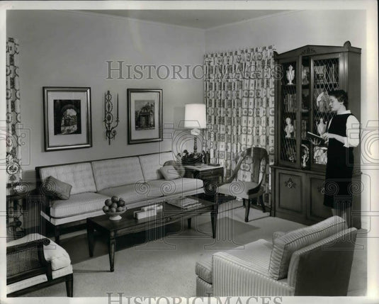 1960 Press Photo Interior of a Corner Living Room - nea26471 - Historic Images
