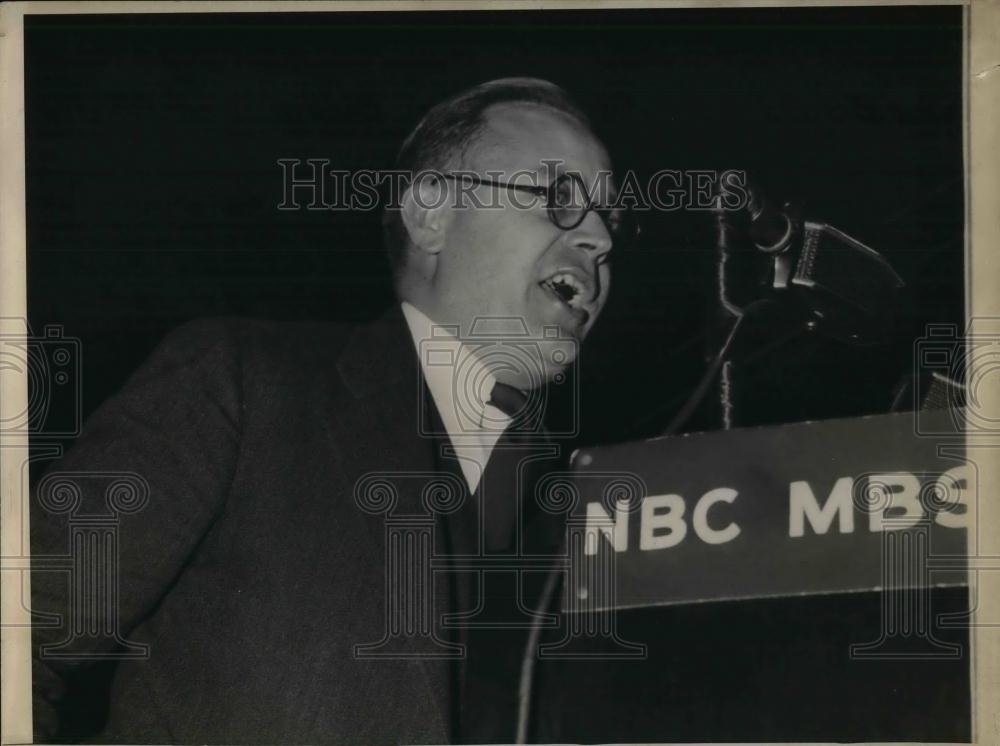 1936 Press Photo Gov. Styles Bridges of New Hampshire speak at NBC MBS. - Historic Images