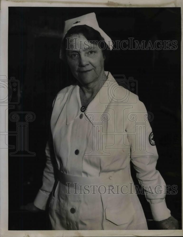 1935 Press Photo Mrs. Charlotte Heilman (Nurse) - nea19740 - Historic Images