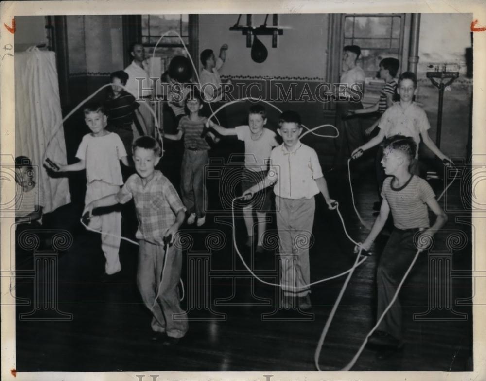 1945 Press Photo Philadelphia police gym program for children - nea21286 - Historic Images