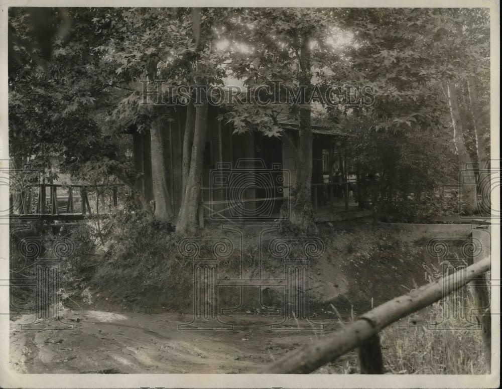 1925 Press Photo Ed McQuade built himself a fisherman&#39;s paradise at Olympia, CA - Historic Images