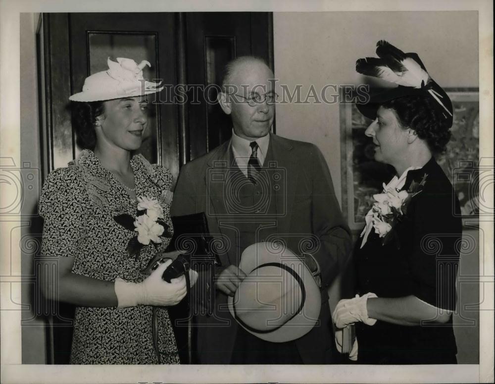1939 Press Photo Mrs Elizabeth Tripp, Mr &amp; Mrs Graham Grosvenor - nea23064 - Historic Images
