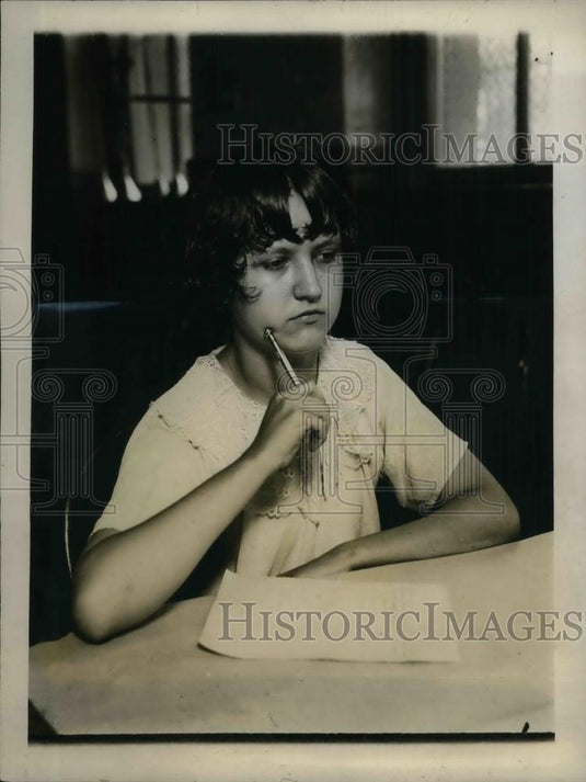 1926 Press Photo Chicago Sophie Marchinek author puppet drama "The Conflict in - Historic Images