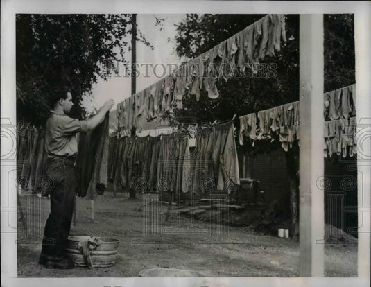 1941 Press Photo LA, Cal. delinquents camp instead of a jail cell - nea25356 - Historic Images
