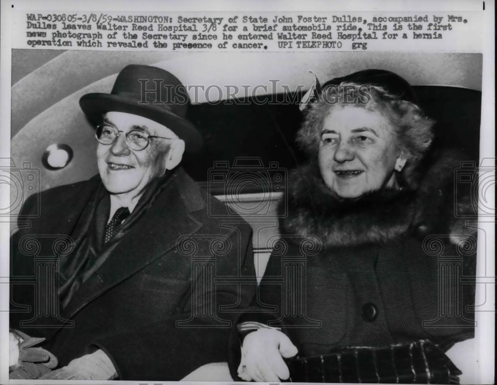 1959 Press Photo U.S. State Sec.John Foster Dulles and Mrs. Dulles. - nea21899 - Historic Images