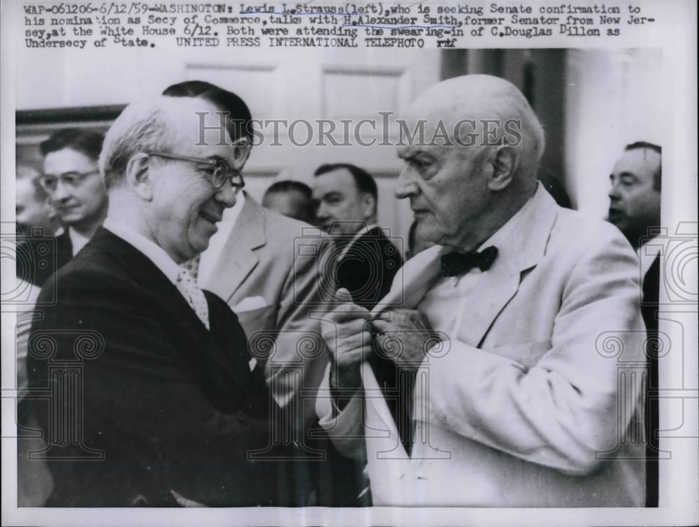 1959 Press Photo Sen. Lewis Strauss Speaks with Former Sen. H. Alexander Smith - Historic Images