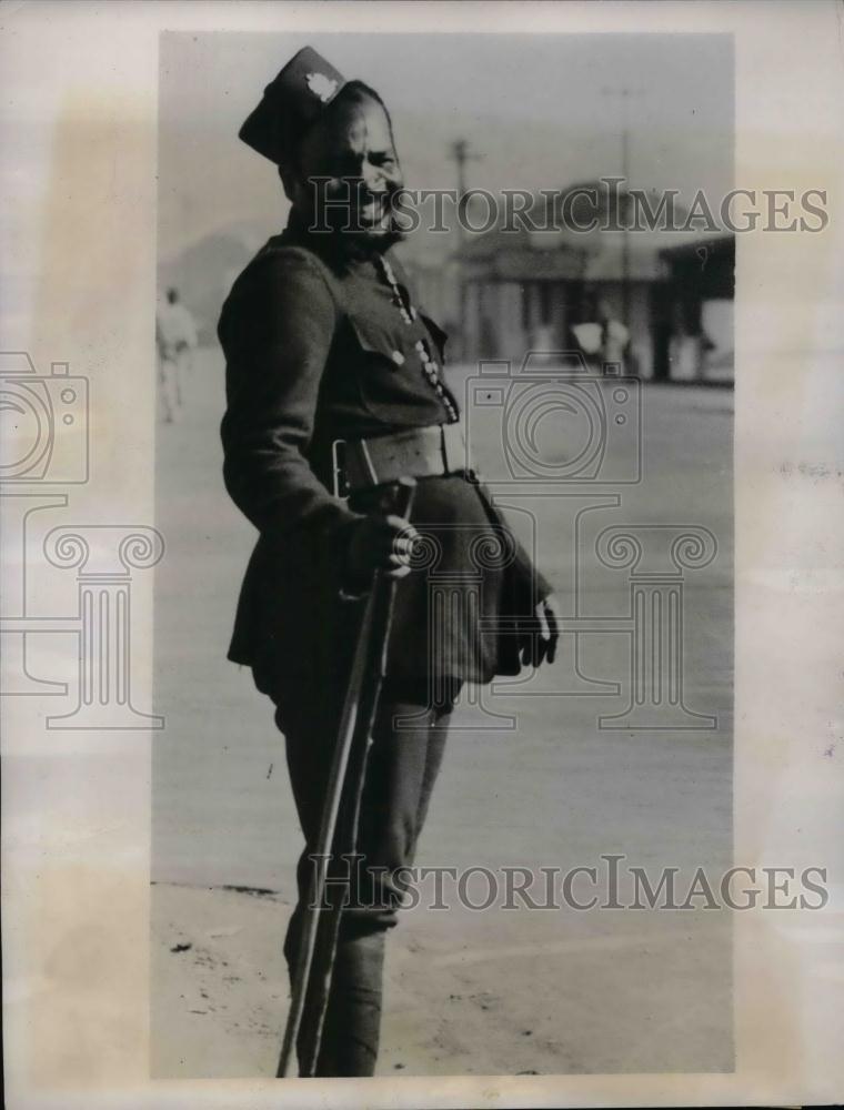 1935 Press Photo Policeman in Durban in South African Province KwaZulu-Natal - Historic Images