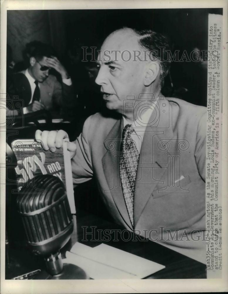 1948 Press Photo Louis Budenz, Ex-Communist Leader Takes Witness Stand - Historic Images