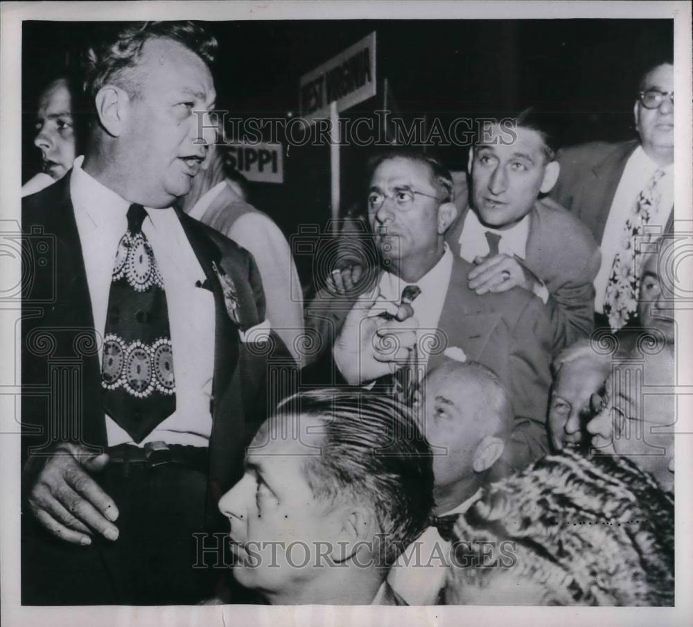 1952 Press Photo Sen.Everett Dirksen, at Illinois Chicago Convention Hall - Historic Images