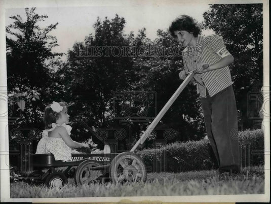 1943 Press Photo Mary Korellis Mowing Grass & Jane Powell in Wagon - nea23054 - Historic Images