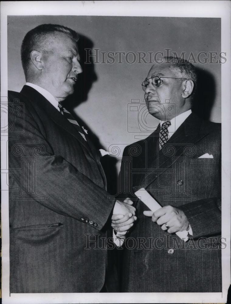1947 Press Photo Gov. James H. Duff congratulates Herbert Millen appointed as - Historic Images