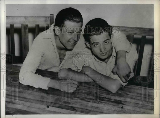 1935 Press Photo Albert Chiocca Victim of Mafia & Leo Pappas - nea24163 - Historic Images