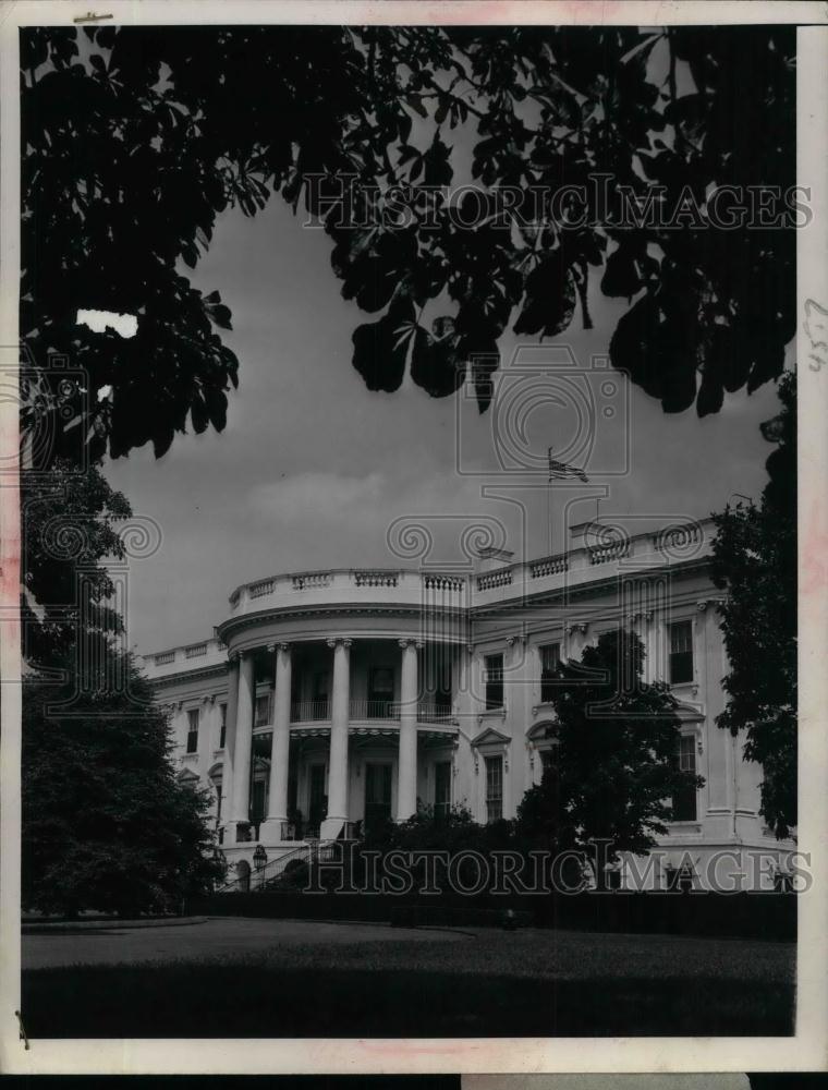 1948 Press Photo Exterior view of the White House in D.C. - nea25560 - Historic Images