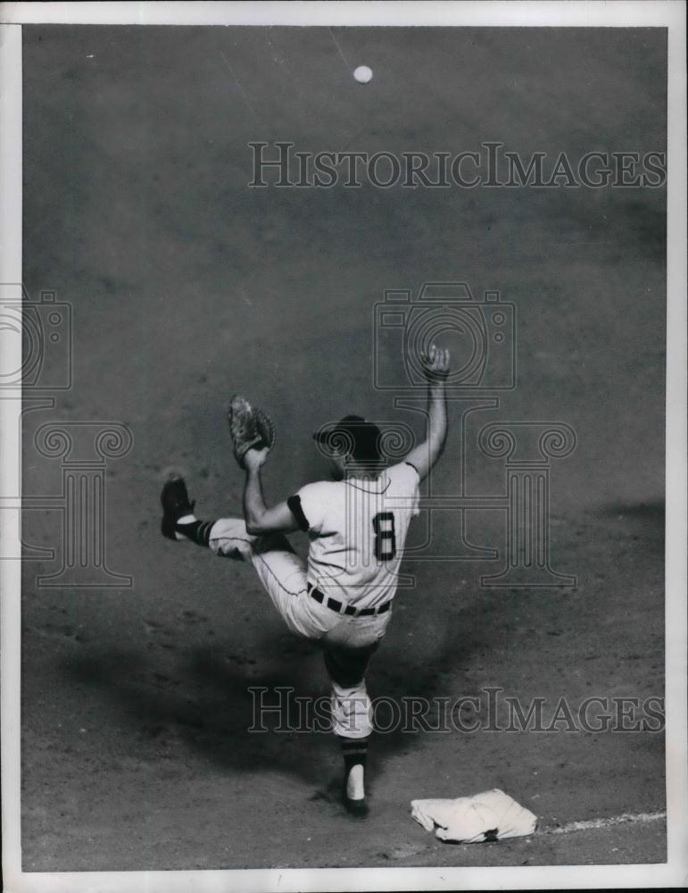 1957 Press Photo Detroit Tigers First Baseman Ray Boone During Game - nea18736 - Historic Images