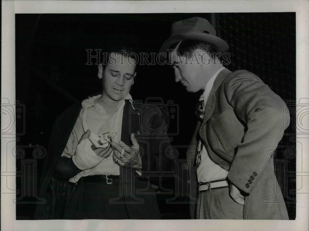 1937 Press Photo Mickey Cochrane, Gus Mancusco, catcher, Giants - nea14452 - Historic Images