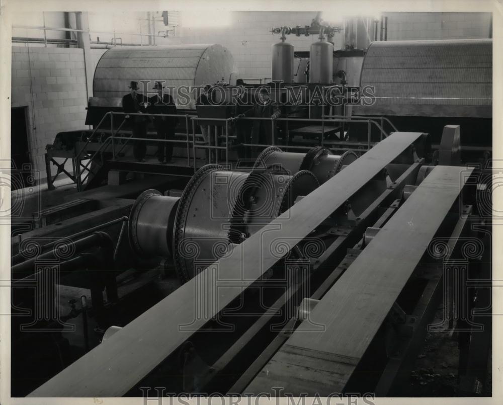 1935 Press Photo Interior of Perth Amboy, NJ, Sewage Disposal Plant - nea27749 - Historic Images