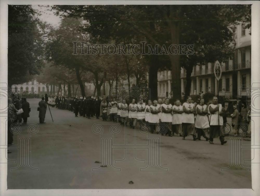 1928 Press Photo 63rd Church Congress Opens Procession Of Clergy - nea21283 - Historic Images