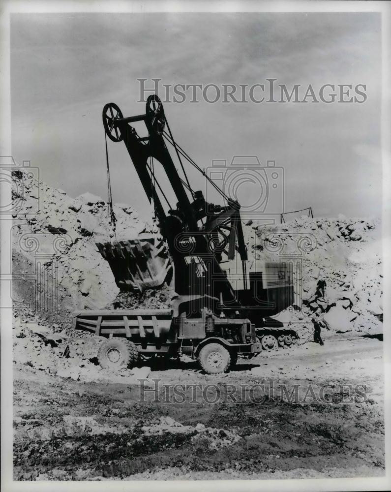 1955 Press Photo Michigan Limestone Division Quarry loaded into Trucks. - Historic Images