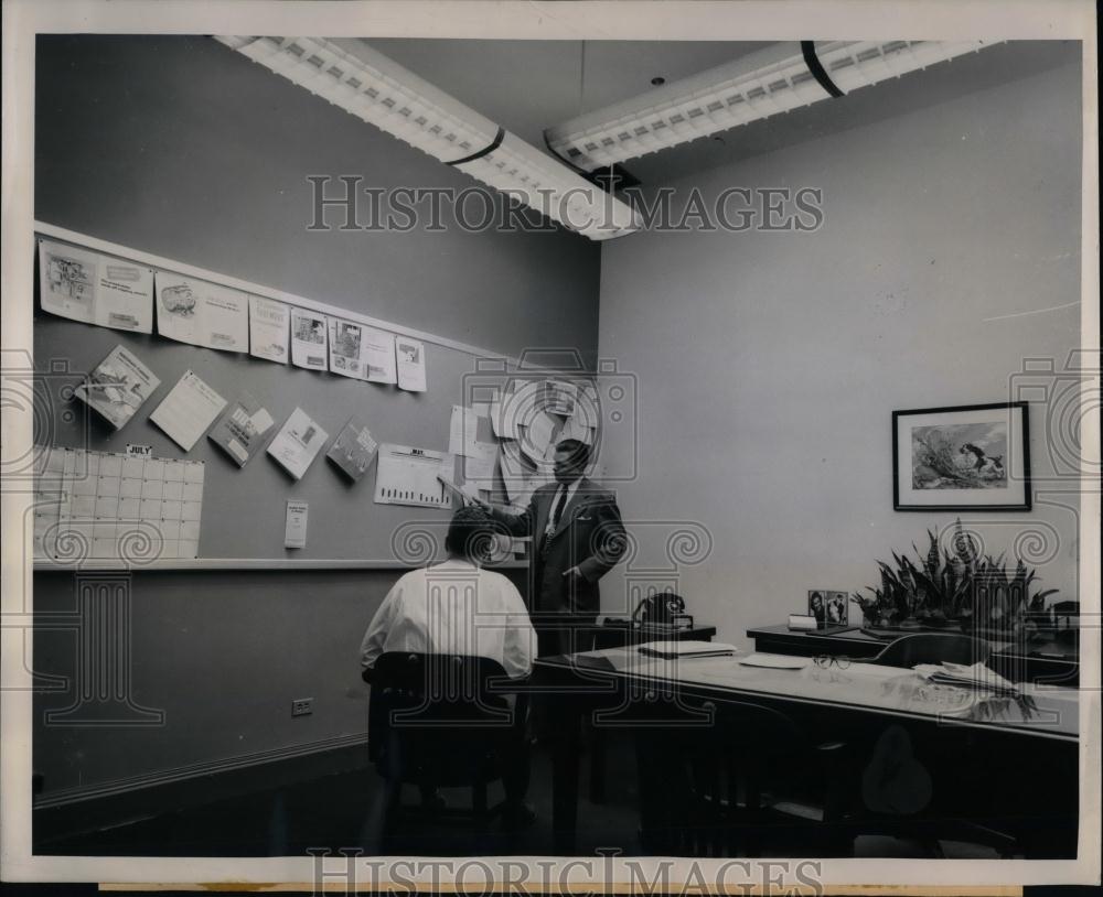 1951 Press Photo Westinghouse Northwestern District Headquarters Merchandise Mar - Historic Images