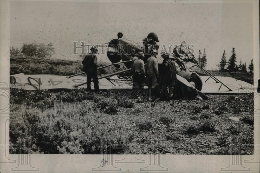 1936 Press Photo View Of Major Howard Stark&#39;s Missing Plane In Mountains - Historic Images